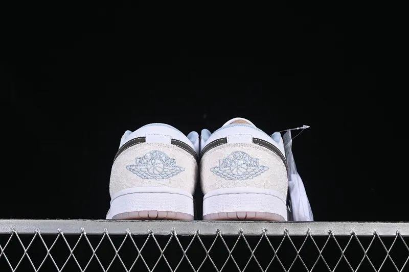 All categories Air Jordan Jordan series basketball shoes Air Jordan 1 Low Air Jordan 1 Low AJ1 Joe 1 carved powder low-top cultural casual sneakers IB8859-101